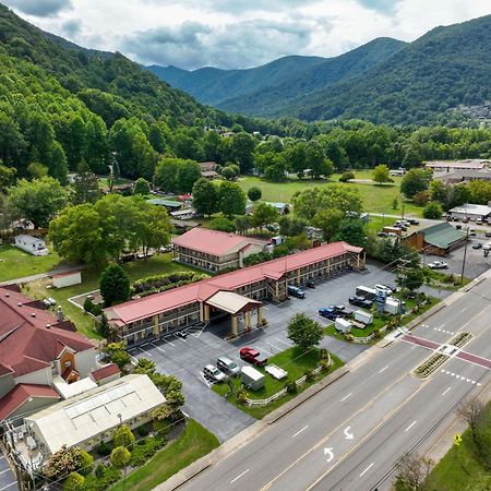 Best Western Mountainbrook Inn Мегги-Вэлли Экстерьер фото