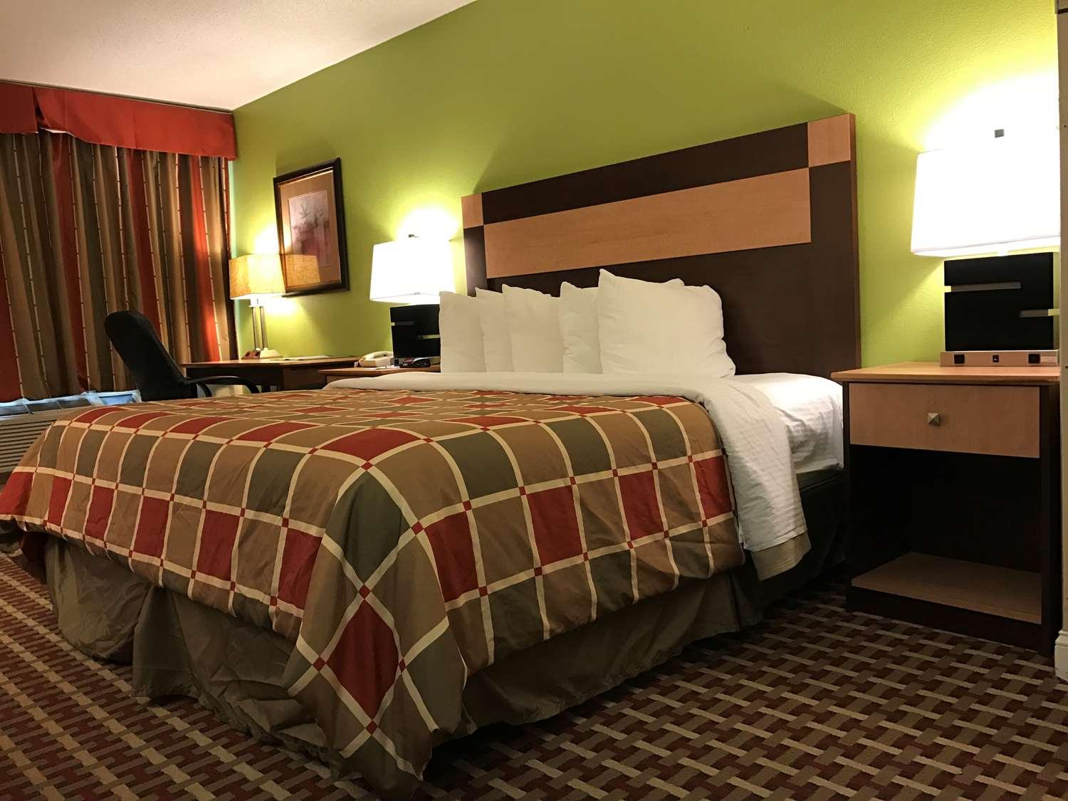 Best Western Mountainbrook Inn Мегги-Вэлли Экстерьер фото