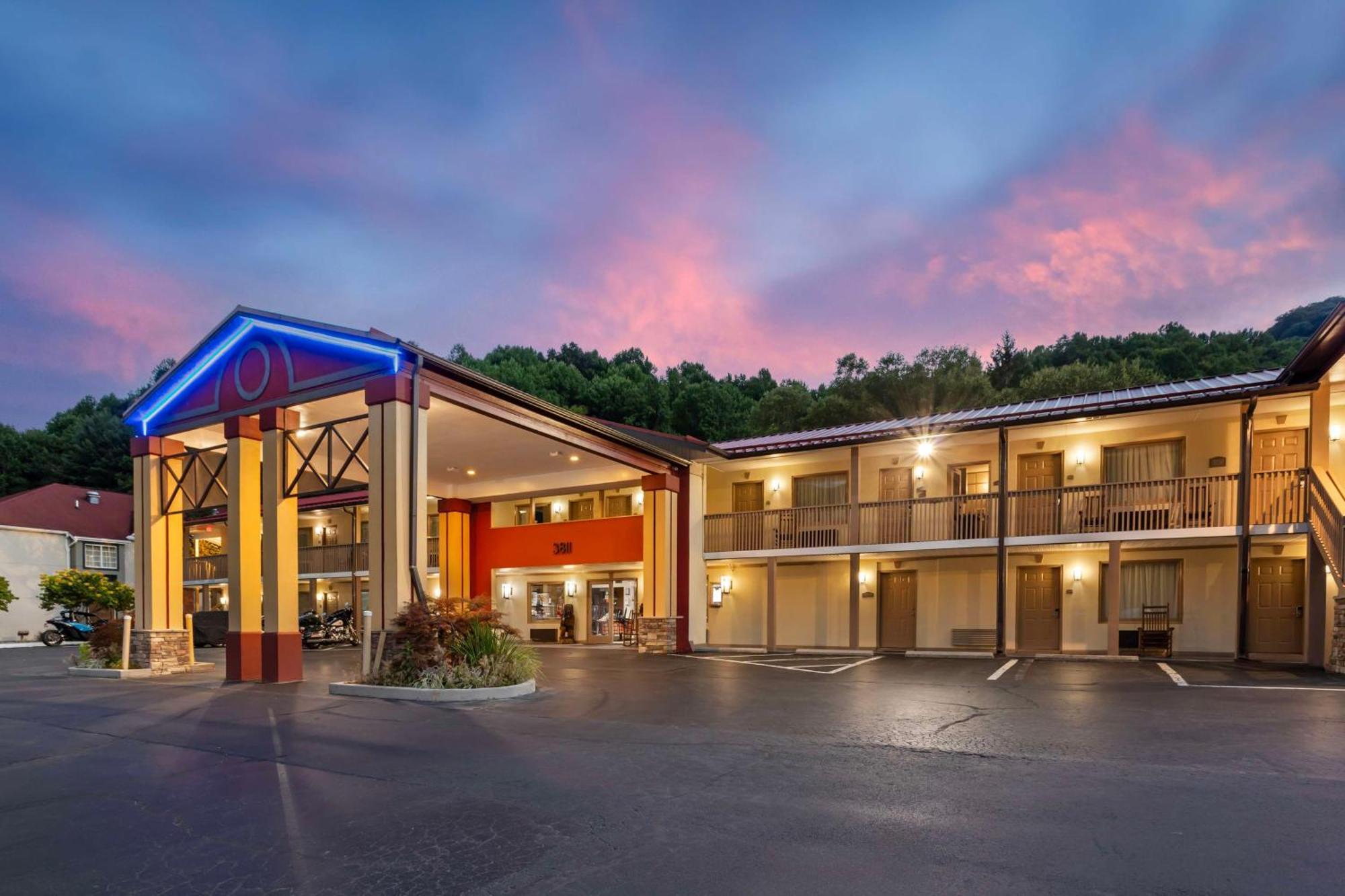 Best Western Mountainbrook Inn Мегги-Вэлли Экстерьер фото